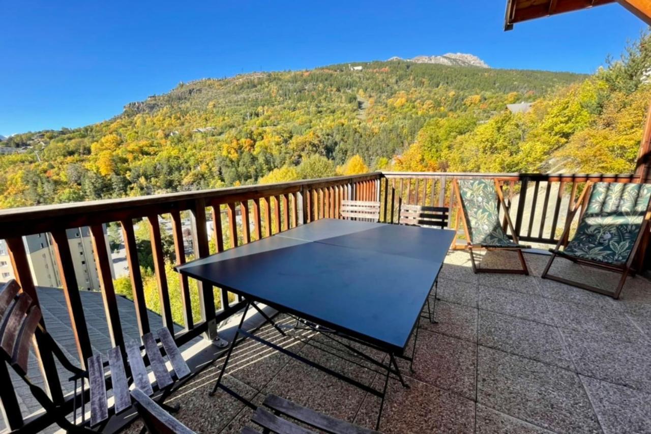 Large Chalet With Terrace And View In Briancon Apartment Exterior photo